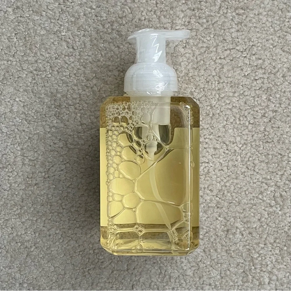 Michel Design Works Vanilla Palm Foaming Hand Soap
